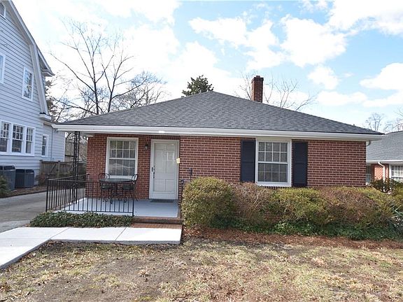 2nd image of 1013 N Eugene St