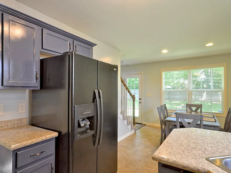 1212 Morstead Dr — Photo 15