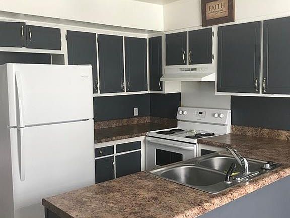 5th image of 209 E Montcastle Dr