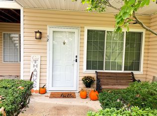 12 Dunbar Ct, Bedminster, NJ 07921