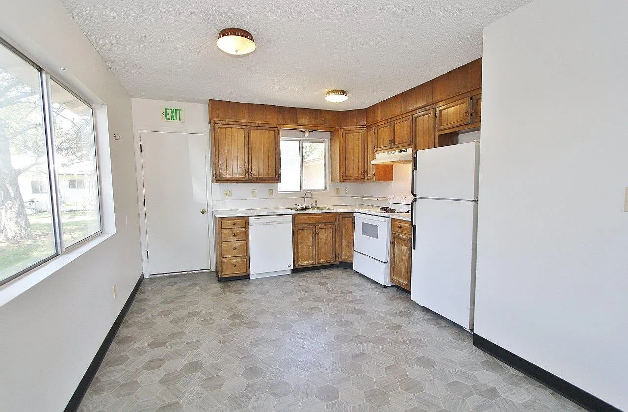 2 bed, 800 sqft, $1,450 — Photo 1