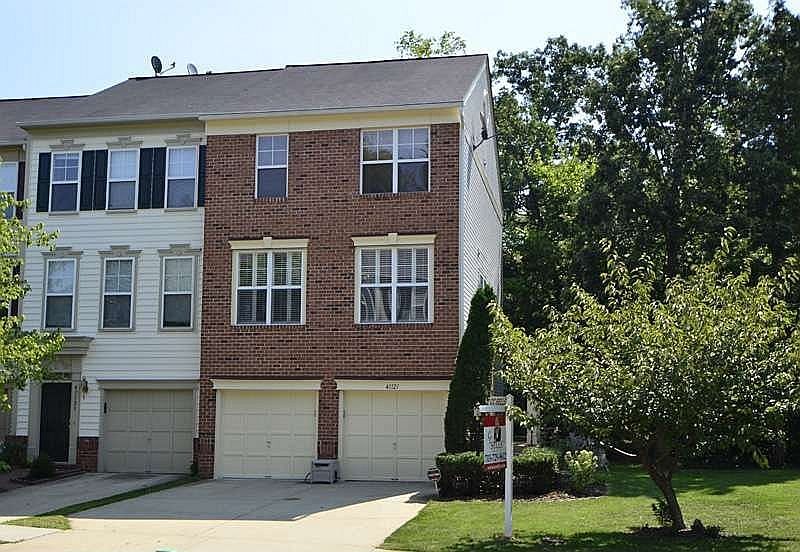 1st image of 43121 Autumnwood Sq