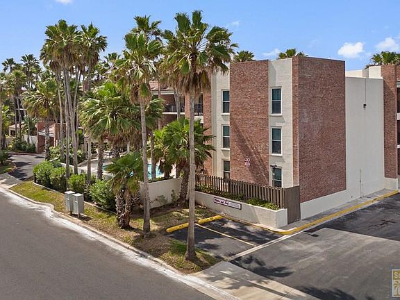 4th image of 110 E Verna Jean Dr #204