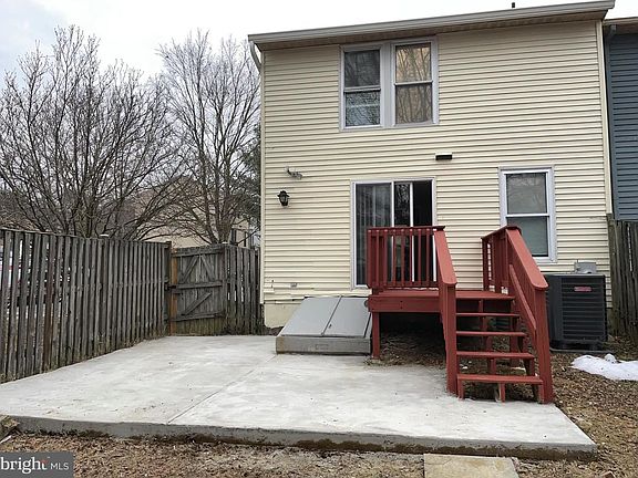 3rd image of 11308 Kettering Cir