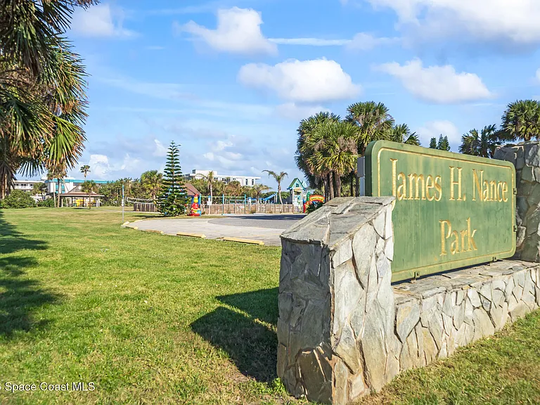 2700 N Highway A1A #13-212 — Photo 39