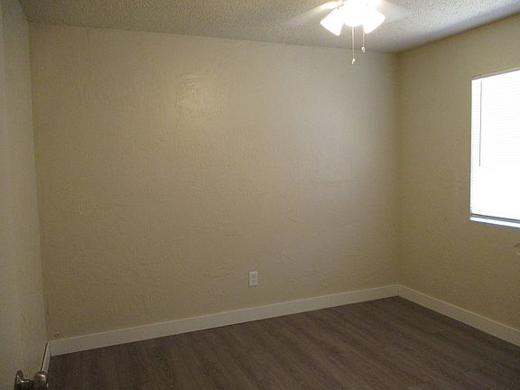 5th image of 3145 N F St