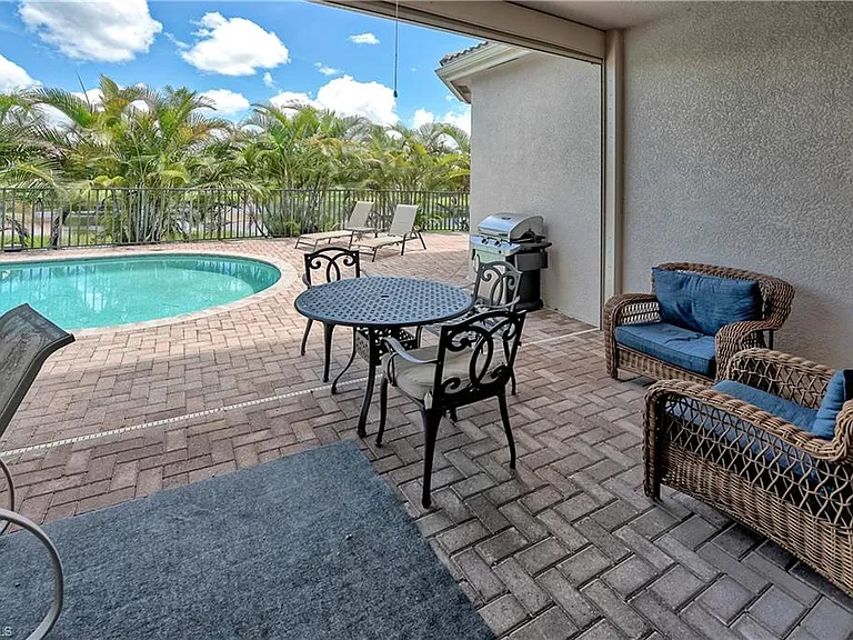 6623 Monterey Point — Photo 23