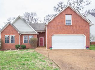 1270 Baker Creek Dr, Spring Hill, TN 37174