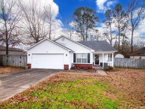 2205 Greenleaf Dr, Bryant, AR 72022