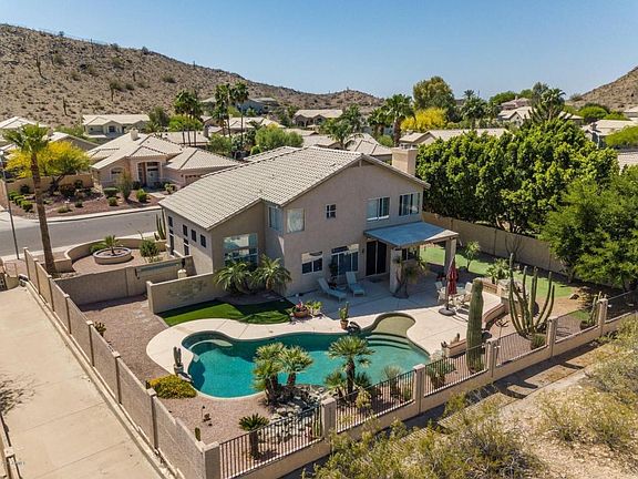5th image of 2540 E Silverwood Dr