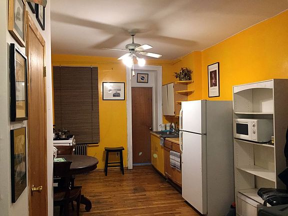 2nd image of 98 E 7th St APT 3E