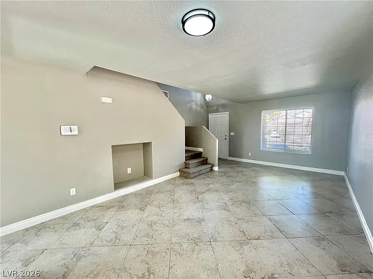 9924 Clover Field Ct — Photo 5