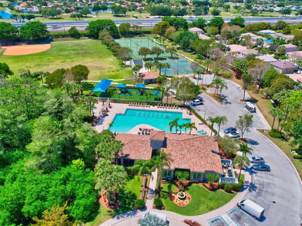 7759 Oak Grove Circle, Lake Worth, FL 33467