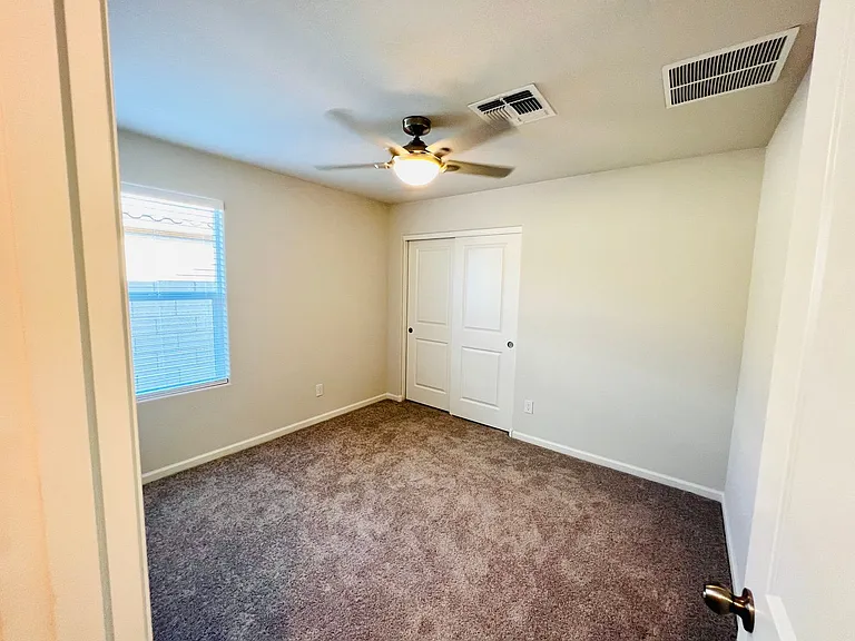 2083 E Velvet Pl — Photo 24