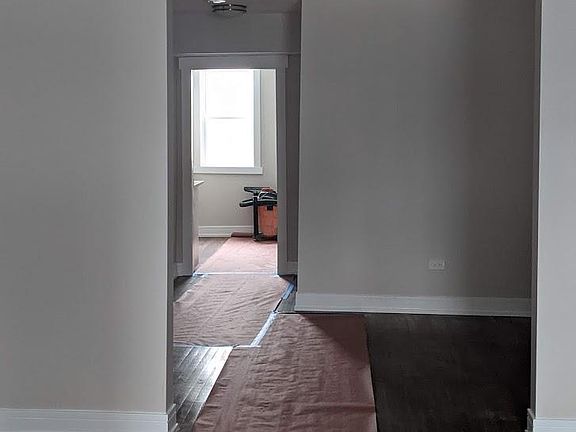 5th image of 3407 N Lowell Ave #2