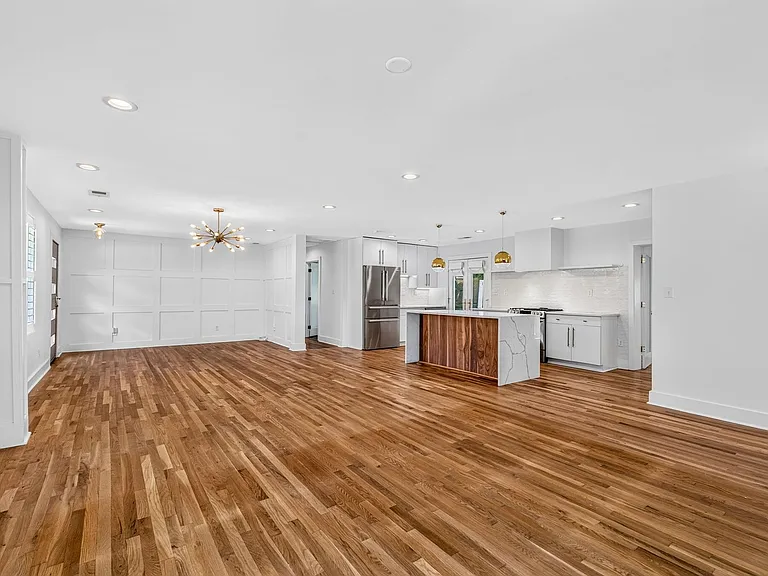 1118 Browning Rd — Photo 15