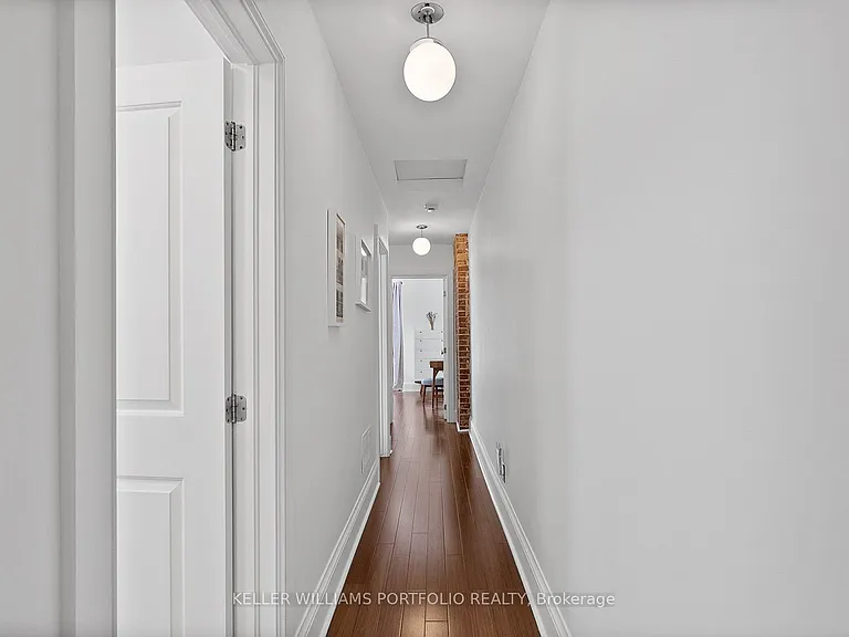 28 Tiverton Ave — Photo 22