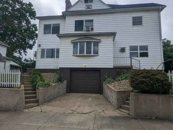 232 N 9th St #A, Cambridge, OH 43725