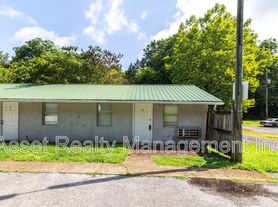 608 Lester Rd, Knoxville, TN