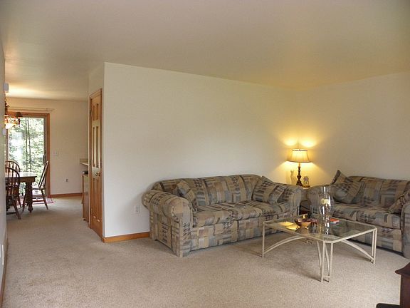 4th image of 32497 Umbrella Ct