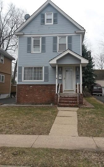 2nd image of 283 Duer St