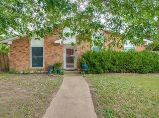 7235 Hedge Dr, Dallas, TX 75249
