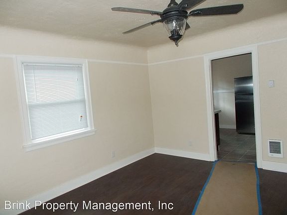 3rd image of 318 14th Ave #318
