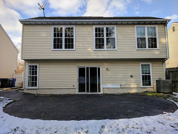2nd image of 1203 Caldwell Ct S