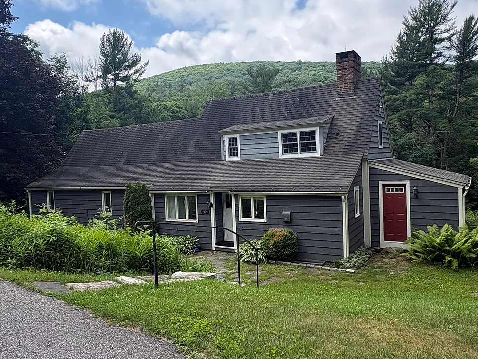 57 Warren Hill Rd