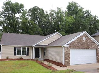 212 Galway Ln, Hampton, GA 30228