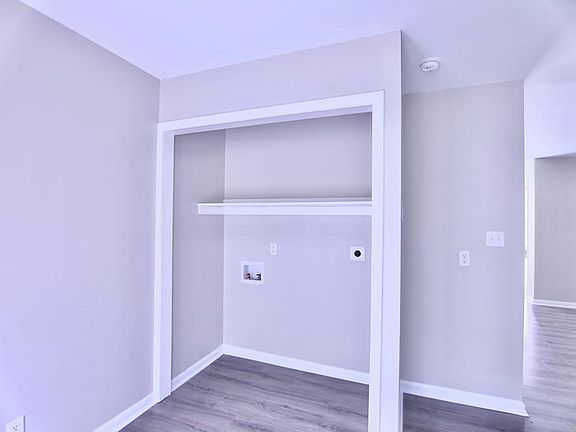5th image of 303 Alice Dr Unit B