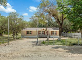 823 County Road 6850, Lytle, TX 78052