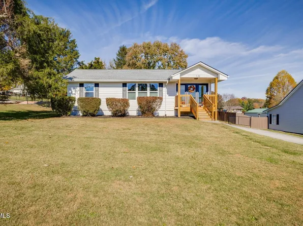 132 Sanders St, Blountville, TN 37617