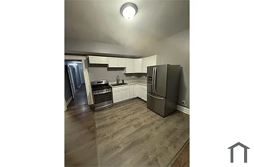 5931 S Justine St Photo 1