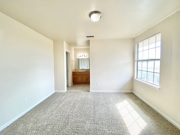 Rothington Road - 8001C AL — Photo 15