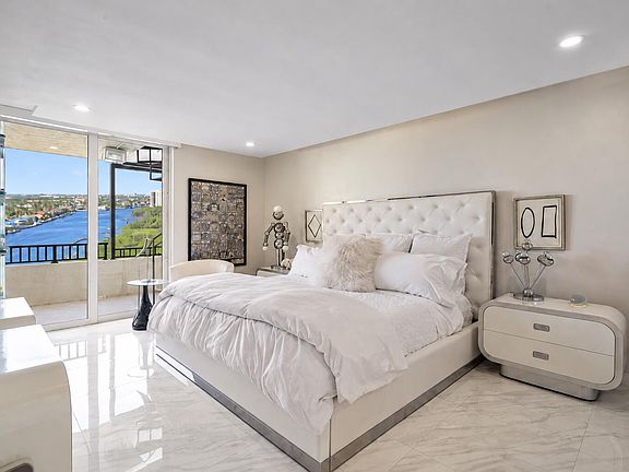 4th image of 3912 S OCEAN Boulevard #PH-1