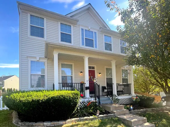 8925 Yellowleg Ct, Gainesville, VA 20155