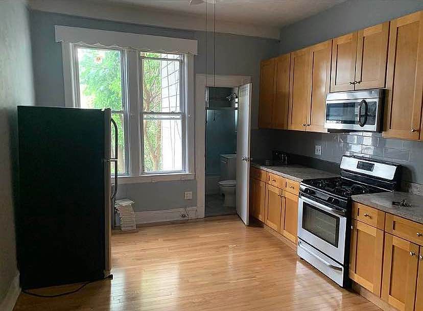 1st image of 37-07 24th Ave #2R
