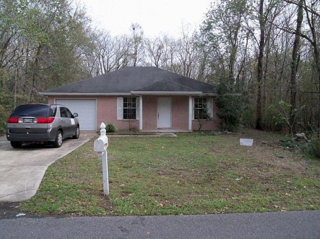 1st image of 556 Magnolia Ave