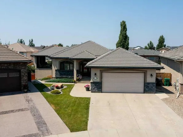 41 SE Fairmont Ter S, Lethbridge, AB T1K 7W8