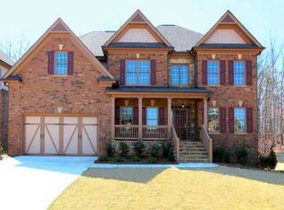 1055 Gardiner Cir, Suwanee, GA 30024
