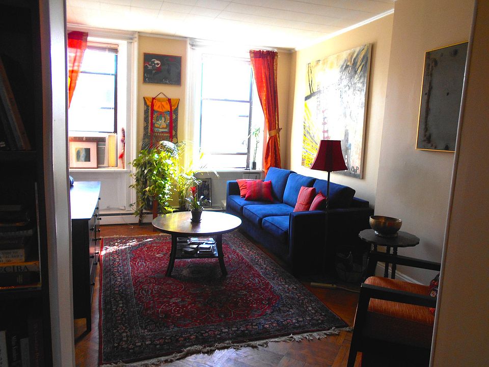 living room facing south