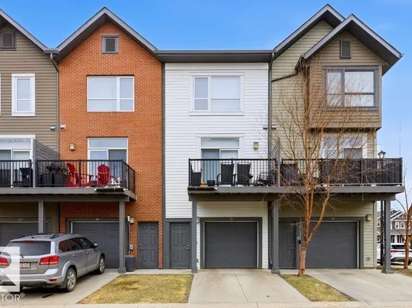 2560 Pegasus Blvd NW #18, Edmonton, AB T5E 6V4