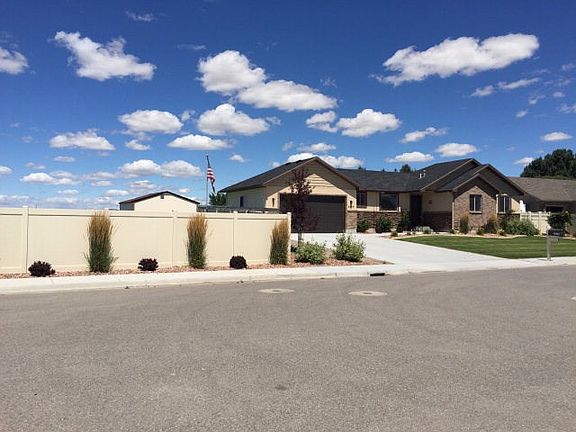 2nd image of 3277 Pheasant Grove Dr