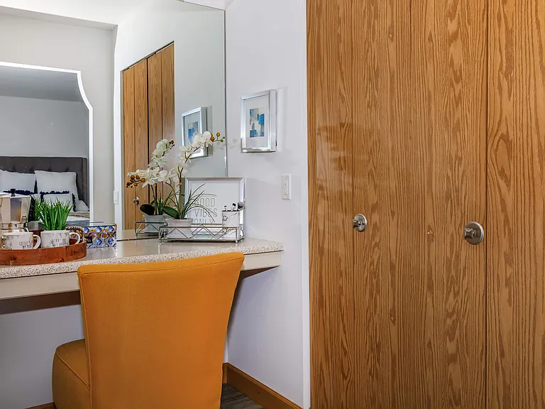 Grandview Apartments — Photo 5