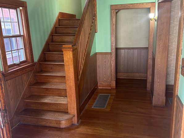 436 Irving Ave