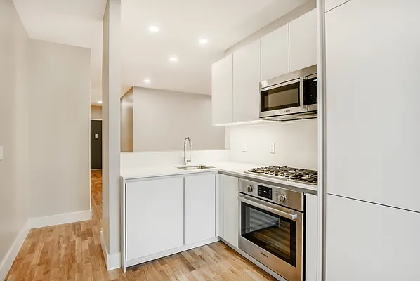 Rented by Corcoran | media 13