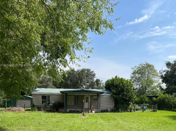 2704 SE 172nd St, Summerfield, FL 34491