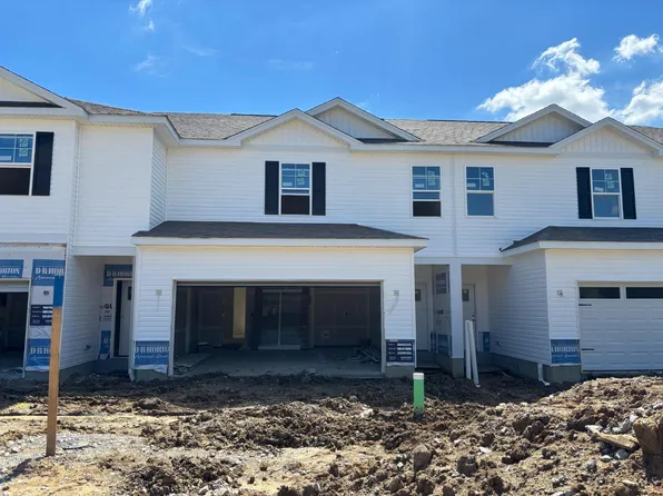 4032 Willow Grove Dr, Amelia, OH 45102