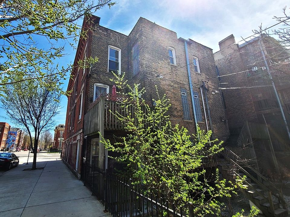 Building Photo 3
